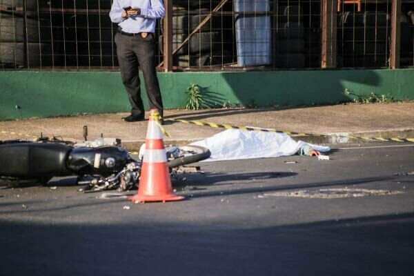 Vítima morreu no local