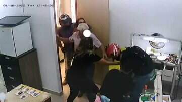 Vítima reagiu e esfaqueou o bandido - (Foto: O Correio News)