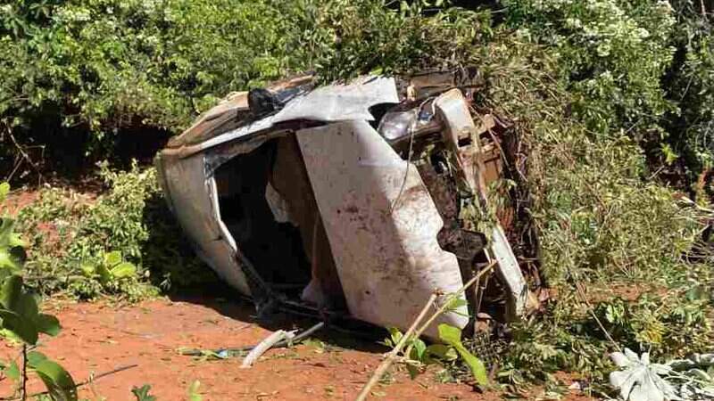 Motorista foi arremessado do veículo