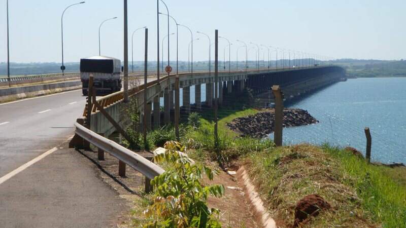 Iluminação na ponte de divisa entre MS e SP será restaurada