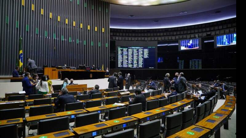 A PEC abre um espaço de R$ 106,1 bilhões para novas despesas no Orçamento de 2022