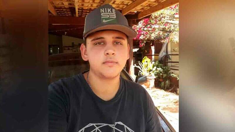Maycon é velado na manhã desta terça