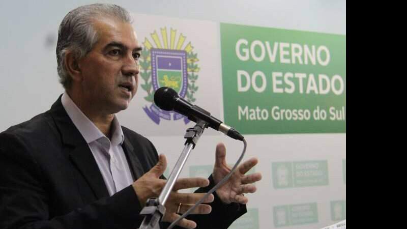 Governador discute com categorias o reajuste salarial anual (Foto: Chico Ribeiro/Divulgação Governo)