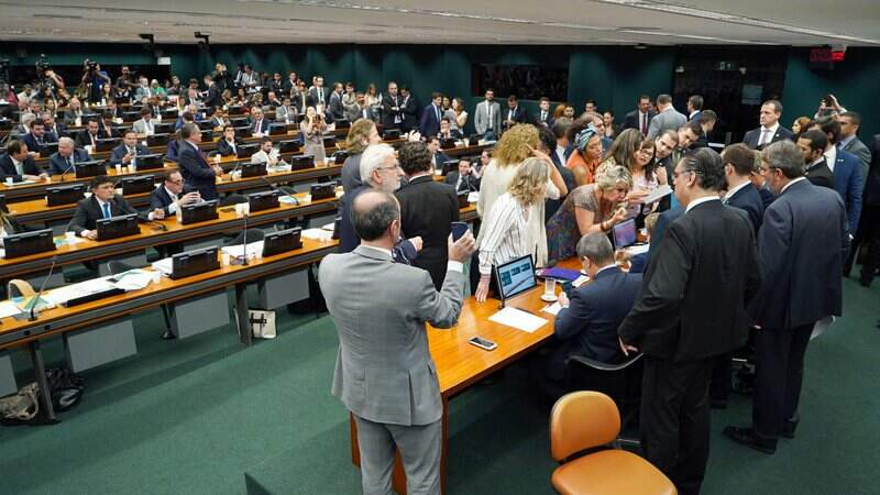 Reunião que votaria reforma da Previdência na CCJ foi adiada para esta terça-feira após deputados não concordarem com texto (Foto: Pablo Valadares/Câmara dos Deputados)
