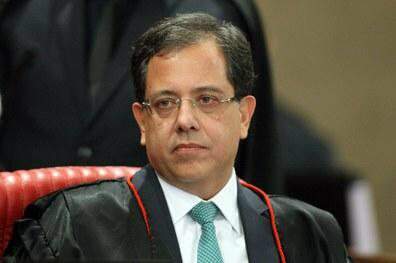 Jair Bolsonaro Sérgio Silveira Banhos como novo ministro do TSE. (Foto: Divulgação/TSE)