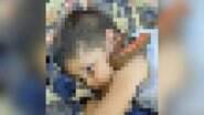 Imagem mostra menino preso por uma coleira. Foto: Divulgação - Imagem mostra menino preso por uma coleira. Foto: Divulgação