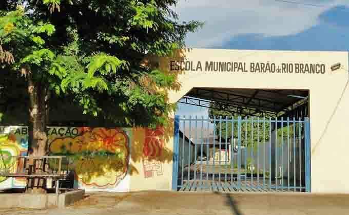 Aulas da rede municipal de Corumbá começam em março com ensino híbrido ·  Jornal Midiamax