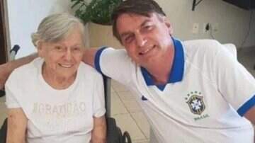Presidente e sua mãe, Olinda Bolsonaro - Divulgação