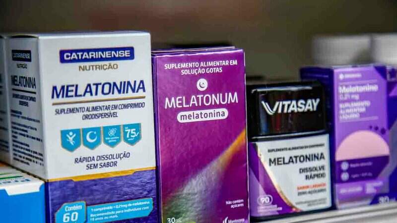 Melatonina na prateleira de farmácias em Campo Grande