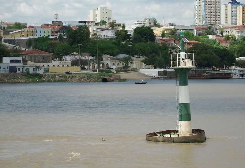 farol do balduino corumba div2 - Com nível do Rio Paraguai em baixa, farol caído há anos reaparece e chama atenção em Corumbá