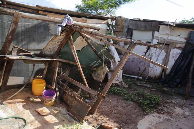 favela do mandela ldf3 - 'Não dá pra ficar lá dentro': comunidades convivem com aguaceiro e barro após chuvas