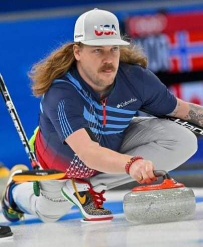lb curling 3 - Tênis do curling americano Matt Hamilton se destacam nas Olimpíadas