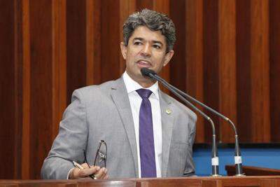 Rinaldo Modesto, líder do governo na Assembleia (Roberto Higa e Wagner Guimarães / ALMS)