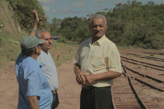 Aos 72 anos, artesão descobre o cinema e lança filme sobre a lenda do “Trem Fantasma”