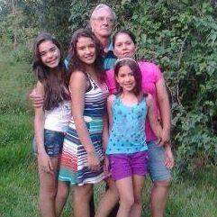Fátima, Nicanor e as três filhas / Divulgação