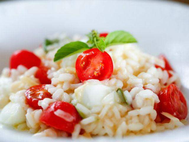 Manjericão e tomate no risoto são combinação incrível / Foto: Divulgação