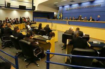 Autor da 'Lei da Mordaça' diz que veto do prefeito é ridículo e inconsistente