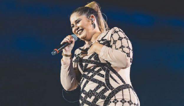 Marília Mendonça é a cantora sertaneja mais requisitada, e fatura cerca de R$ 10 milhões por mês
