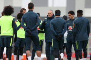 Tite confirma seleção com Willian, Fernandinho e Thiago Silva