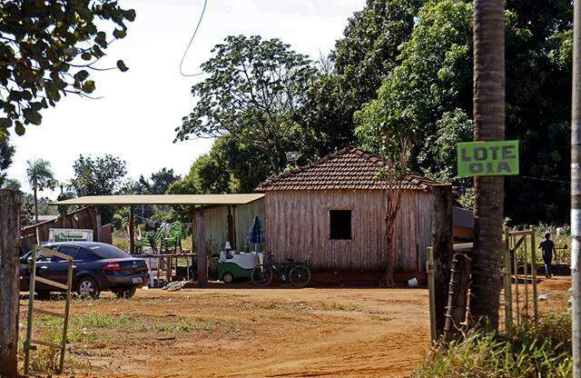 Pelos bairros: 10 casas de madeira que resistem ao tempo e à modernidade