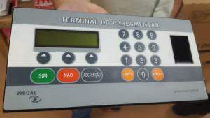 Assembleia terá painel eletrônico que registra faltas e votos com biometria