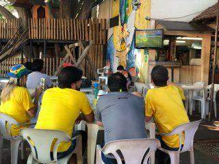 Café da manhã e happy hour antecipado no menu para ver a Seleção