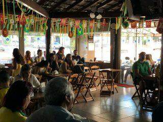 Café da manhã e happy hour antecipado no menu para ver a Seleção