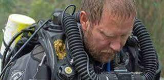 Richard Harris, o médico mergulhador que ajudou nas operações de resgate da equipe de futebol na Tailândia