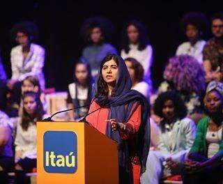 A ativista Malala Yousafzai disse que vai investir na educação do Brasil