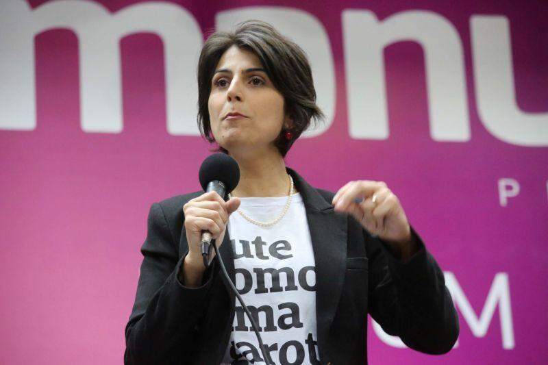 PCdoB oficializa candidatura de Manuela D'Ávila à Presidência