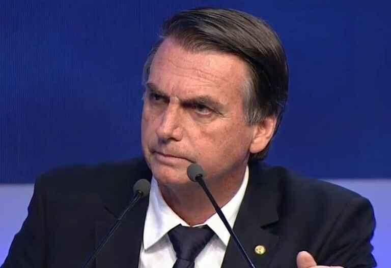 Brasileiros que conviveram com ex-mulher de Bolsonaro confirmam relatos de ameaça