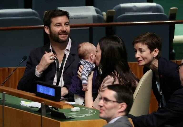 Primeira-ministra da Nova Zelândia leva seu bebê à Assembleia Geral da ONU