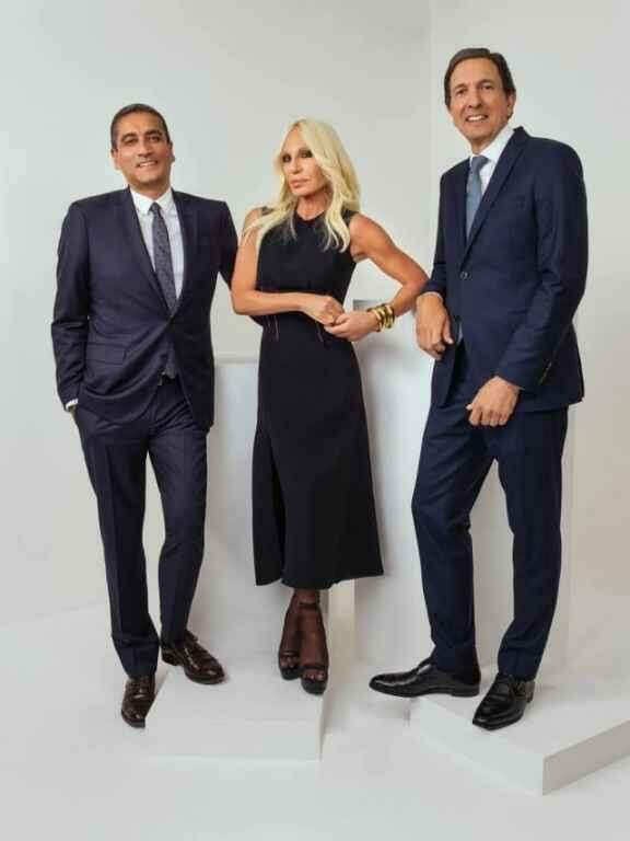 Grupo Michael Kors compra a Versace, avaliada em US$ 2 bilhões de dólares