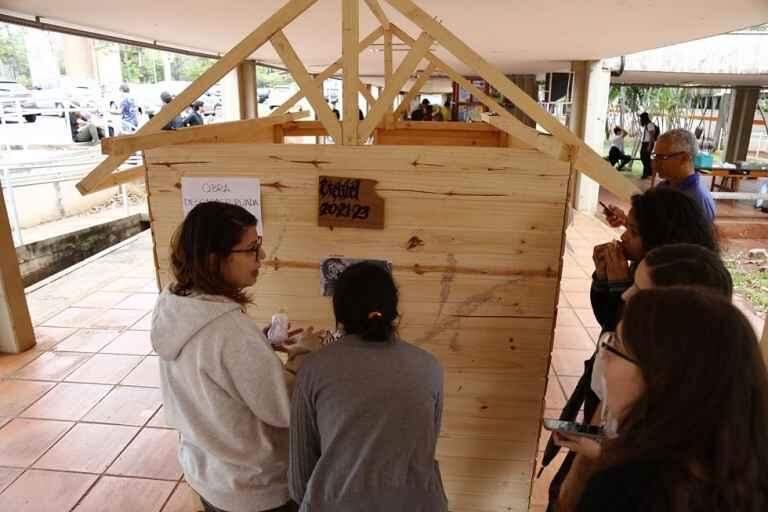 Ameaças de morte e vandalismo em obra de arte deixam UFMS em alerta