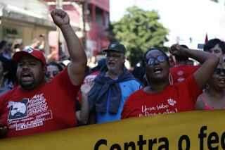 Eleitores de Bolsonaro e militantes de esquerda entram em confronto durante Grito dos Excluídos