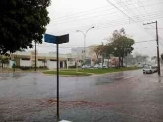 Chuva chega a Campo Grande e já causa danos no interior de MS