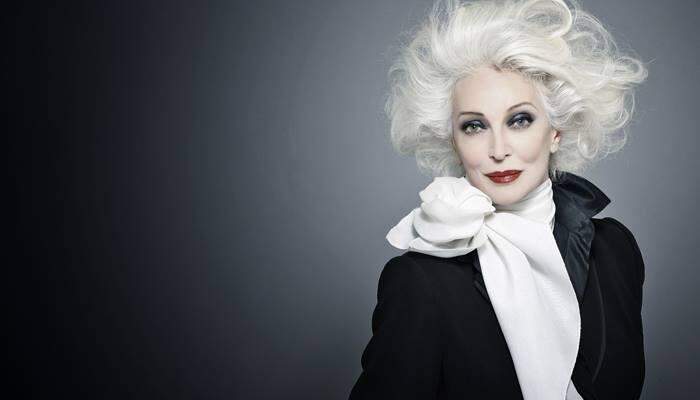 Indústria da moda percebe a força da mulher mais velha