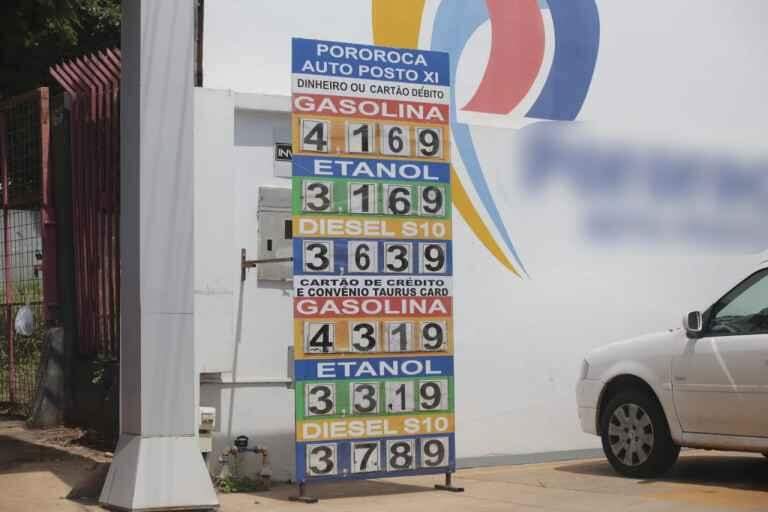 Mesmo com queda do preço nas refinarias, gasolina mais barata custa R$ 4,16 em Campo Grande