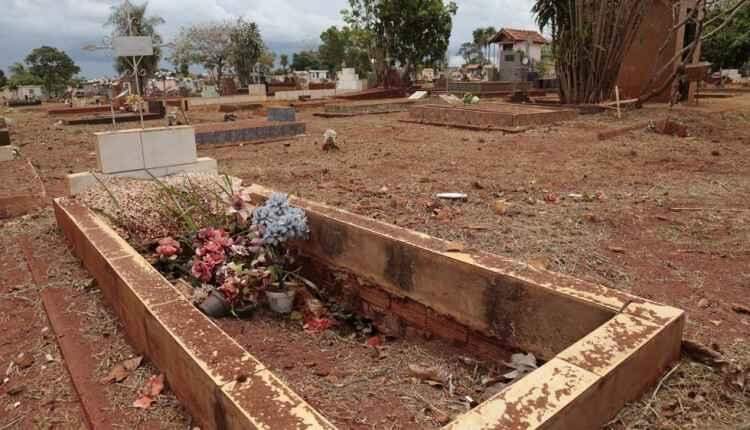87 mil sepulturas: quais os desafios para manter os cemitérios de Campo Grande?