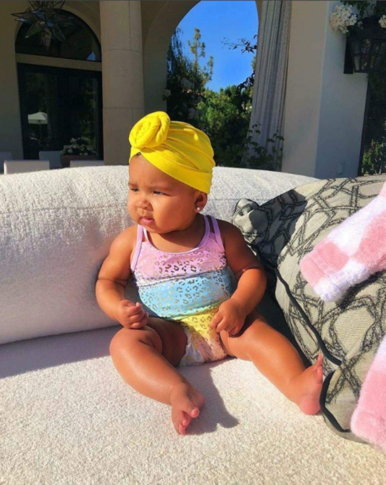 Baby True Kardashian Thompsom, a pequena fashionista.