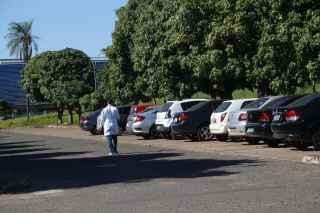 Carro é furtado de estacionamento e insegurança toma conta de funcionários do HRMS