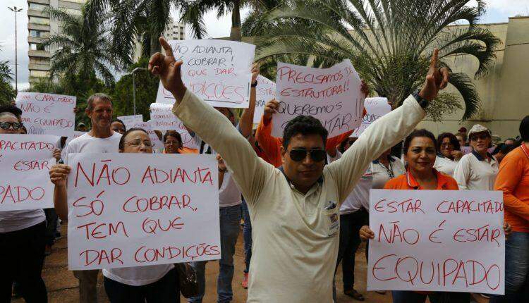 VÍDEO: Agentes comunitários protestam por melhores condições de trabalho em Campo Grande