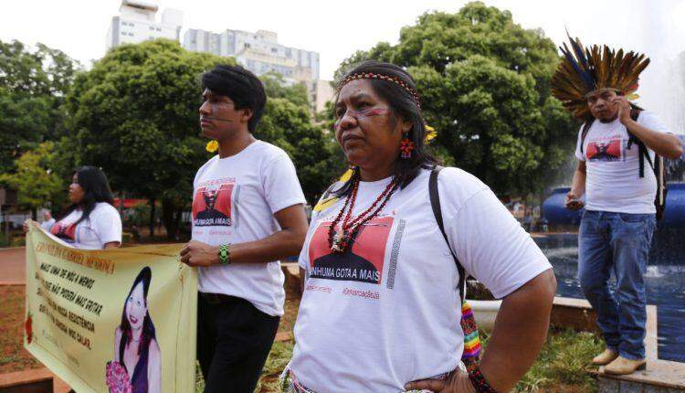 Indígenas protestam contra mudanças na Funai e prometem marcha na Afonso Pena