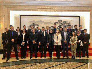 Em visita à China, Soraya e deputados do PSL dão 'recado' a Bolsonaro sobre previdência