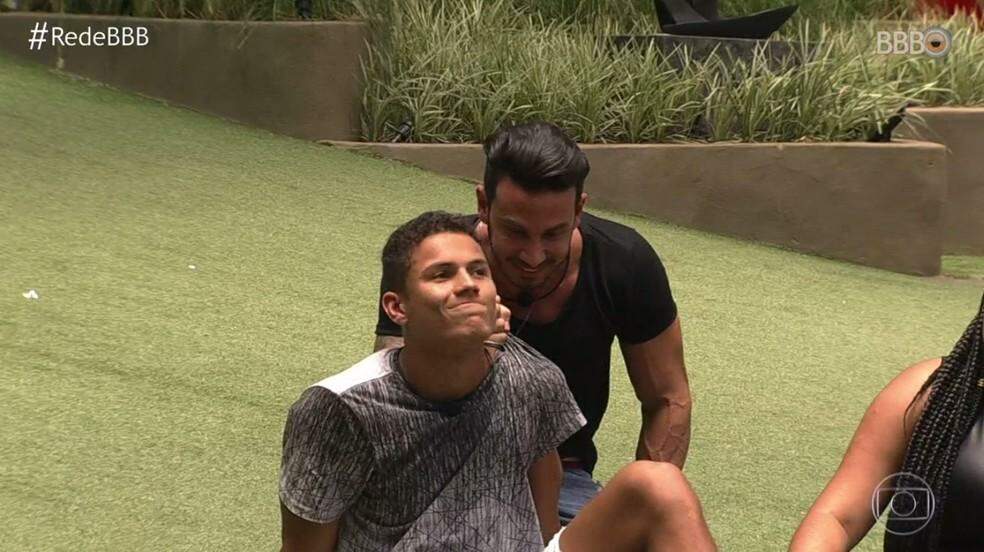 Saiba tudo que rolou no primeiro dia do BBB; Disputa por imunidade e Superparedão supreendem brothers