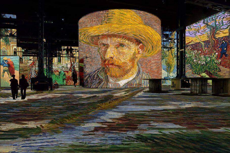 Exposição em Paris permite público 'imergir' nas obras de Van Gogh