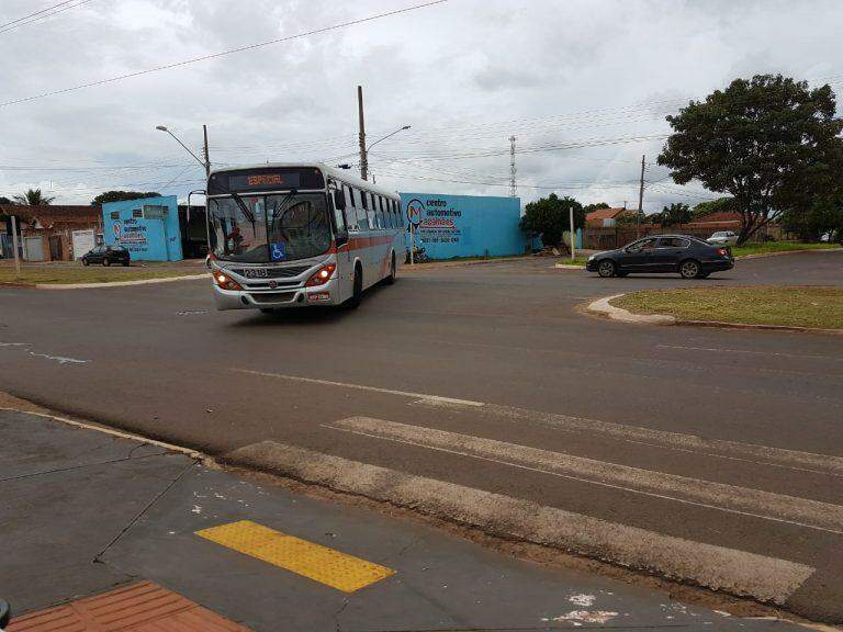 Após morte na Guaicurus, moradores reclamam falta de semáforos e faixas de pedestres na avenida