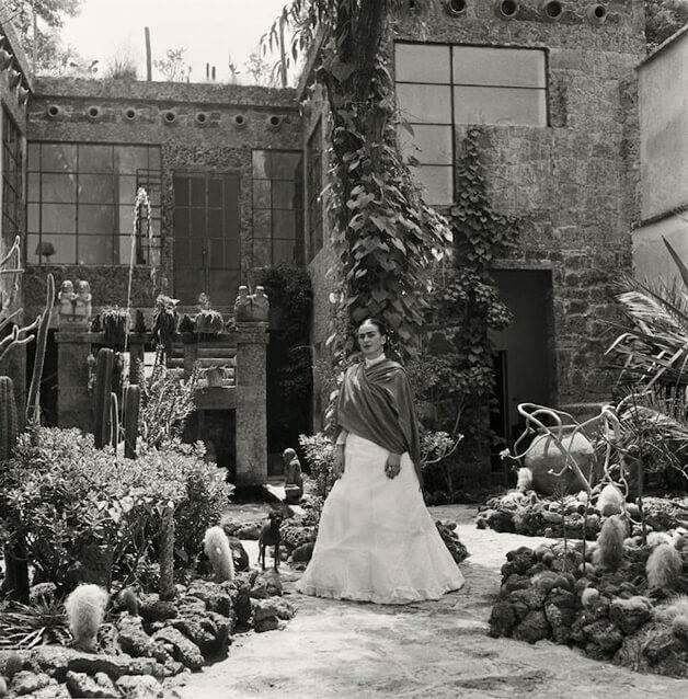 Fotos raras de Frida Kahlo em seus últimos dias de vida.
