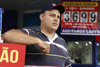 Depois da alta, preço da gasolina tem queda e é possível achar a R$ 3,69 o litro na Capital