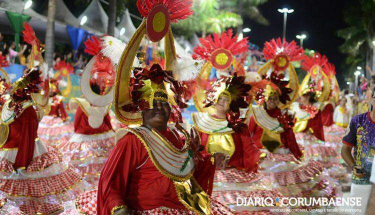 Primeira noite: Cinco escolas desfilam brilho e alegria no Carnaval de Corumbá